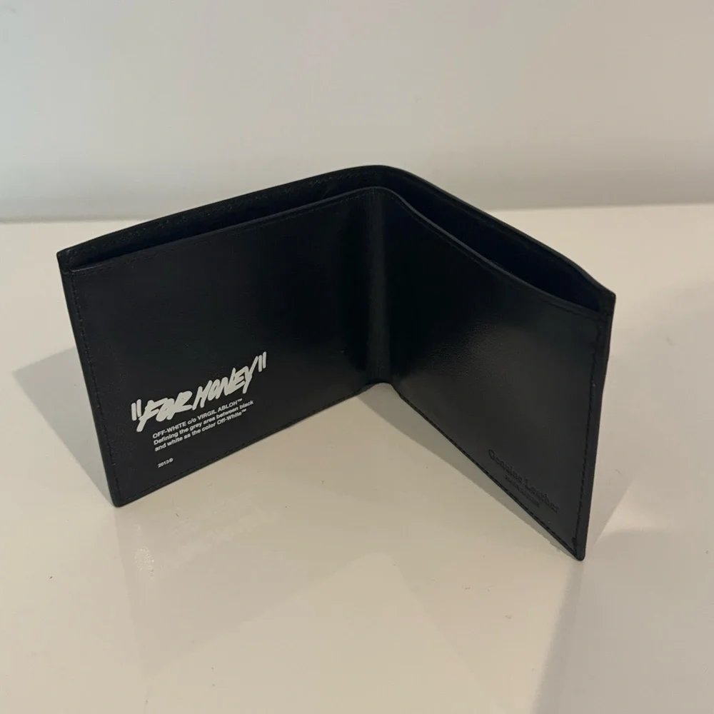 OFF WHITE ‘FOR MONEY’ BLACK LEATHER WALLET